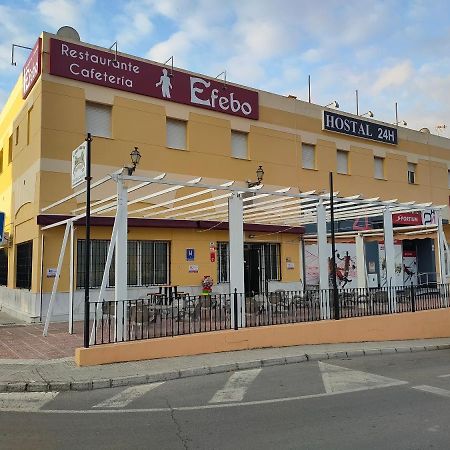 Hostal Efebo 24H อันเตเกรา ภายนอก รูปภาพ