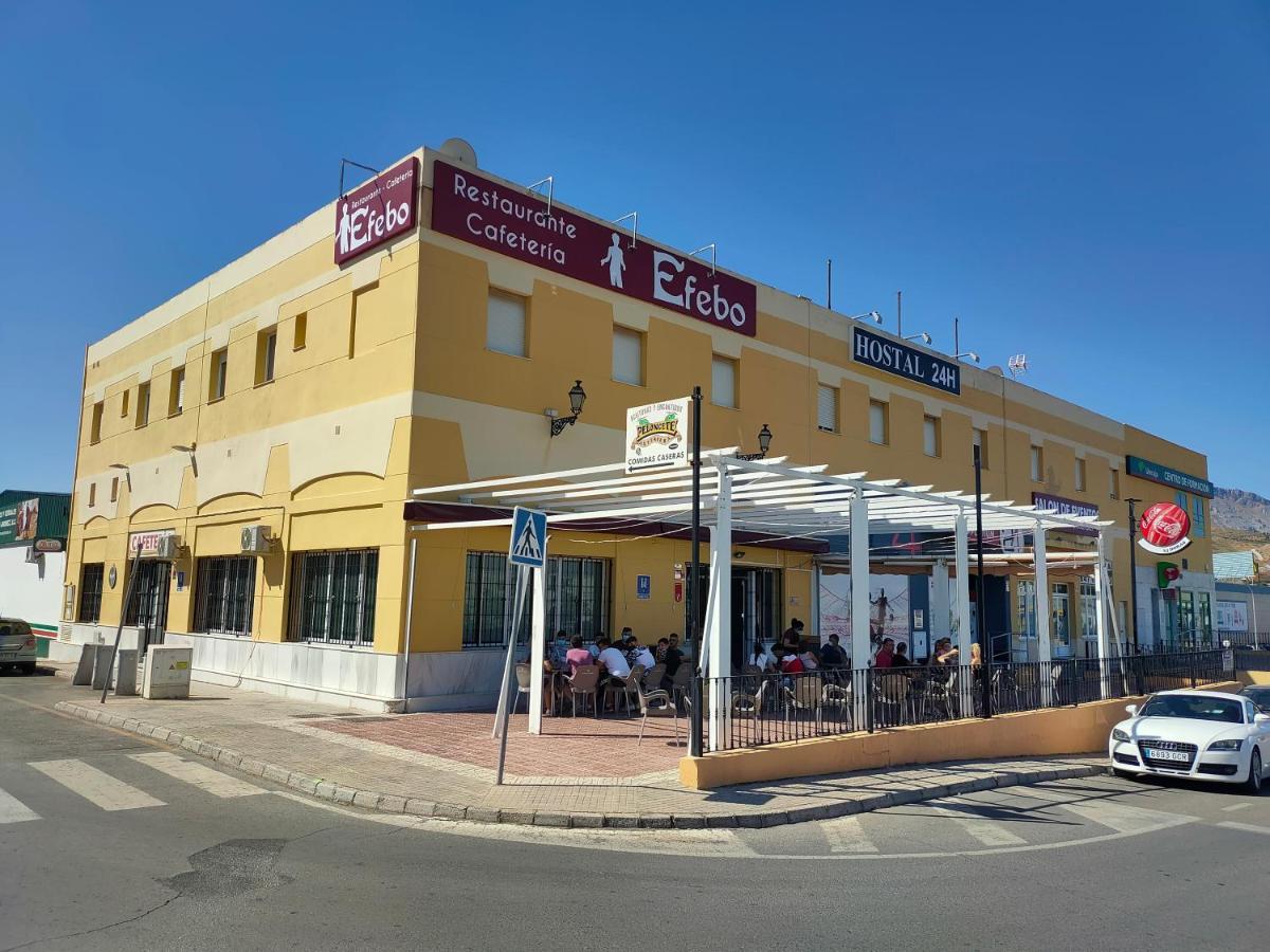 Hostal Efebo 24H อันเตเกรา ภายนอก รูปภาพ